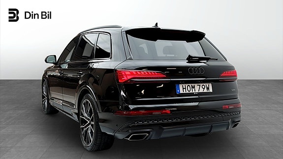 Audi Q7 3 of 17