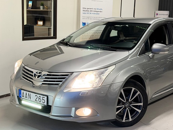 Toyota Avensis 8 of 20