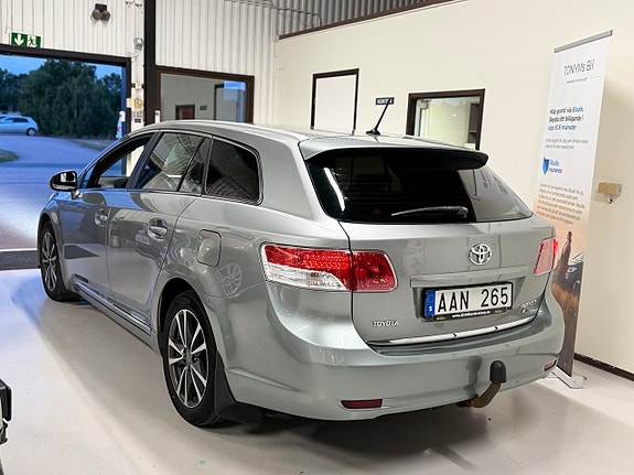 Toyota Avensis 10 of 20