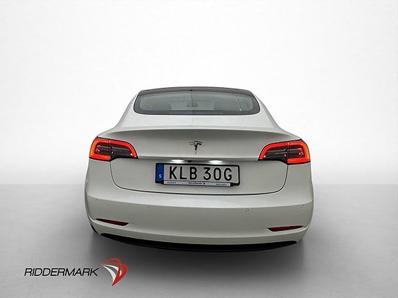 Tesla Model 3 8 of 30