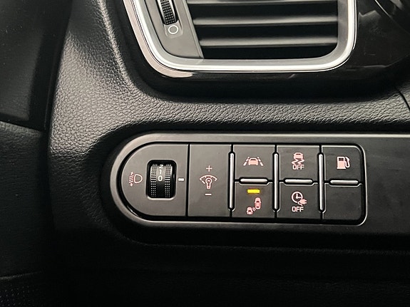 Kia Ceed 17 of 30