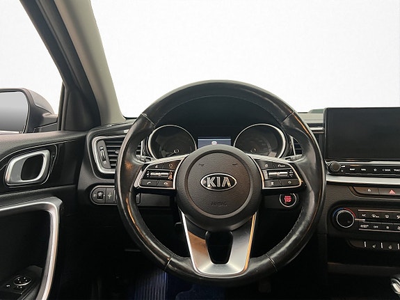 Kia Ceed 14 of 30