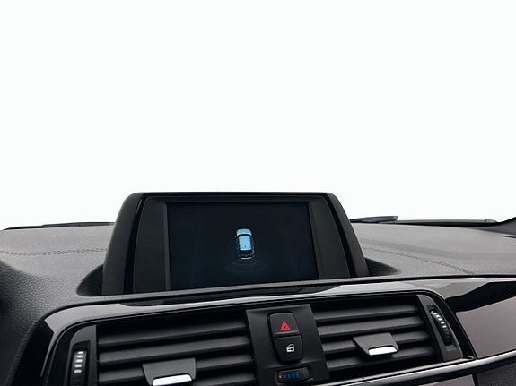 BMW 118i 19 of 30