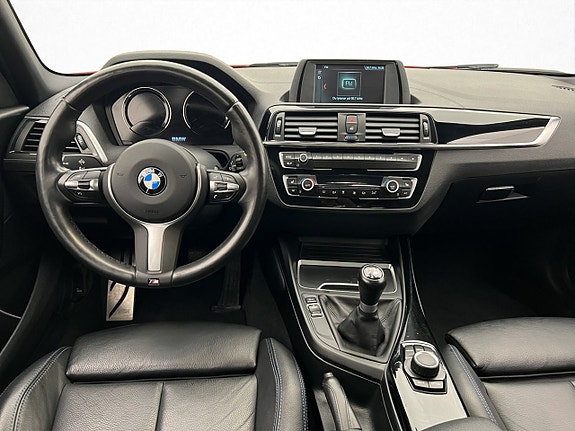 BMW 118i 12 of 30