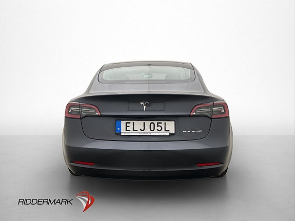 Tesla Model 3 8 of 30
