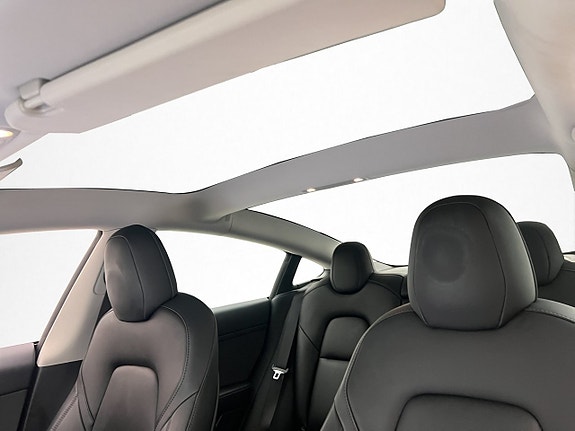 Tesla Model 3 12 of 30