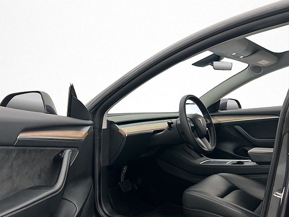 Tesla Model 3 10 of 30