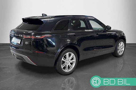 Land Rover Range Rover Velar 4 of 18