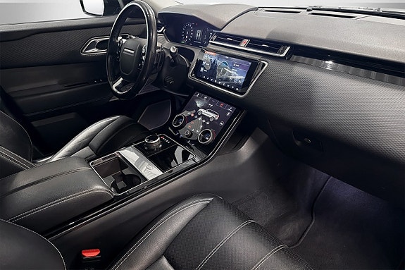 Land Rover Range Rover Velar 9 of 18