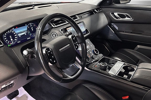 Land Rover Range Rover Velar 8 of 18