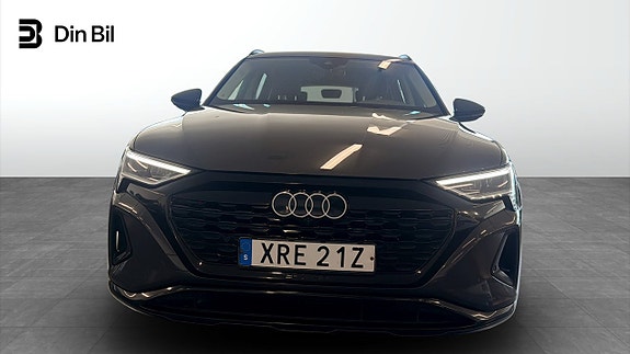Audi Q8 4 of 21