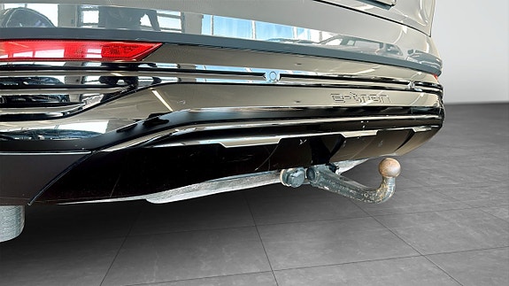 Audi Q8 14 of 21