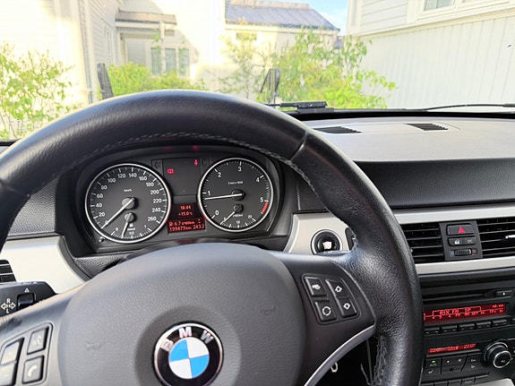 BMW 318d 7 of 10