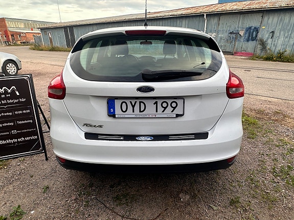 Ford Focus 4 of 18