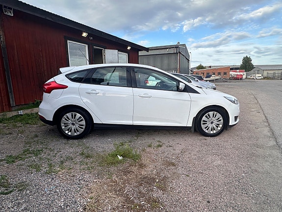 Ford Focus 6 of 18