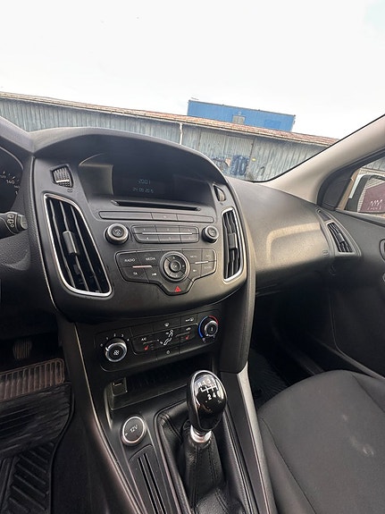 Ford Focus 16 of 18