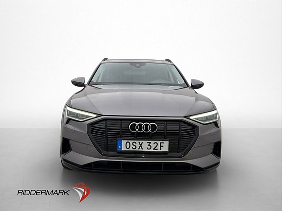 Audi e-tron 2 of 30