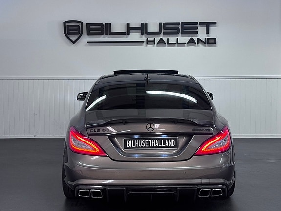 Mercedes-Benz CLS63 9 of 30