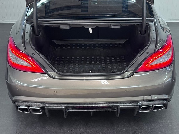 Mercedes-Benz CLS63 10 of 30