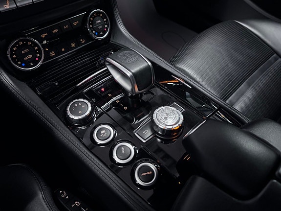 Mercedes-Benz CLS63 26 of 30