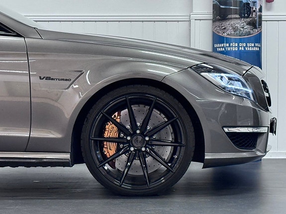 Mercedes-Benz CLS63 7 of 30