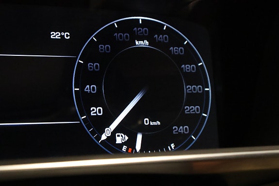 Land Rover Range Rover 16 of 30