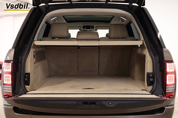 Land Rover Range Rover 30 of 30