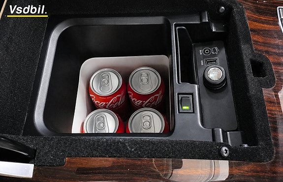 Land Rover Range Rover 29 of 30