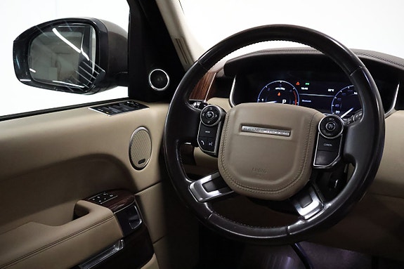Land Rover Range Rover 17 of 30