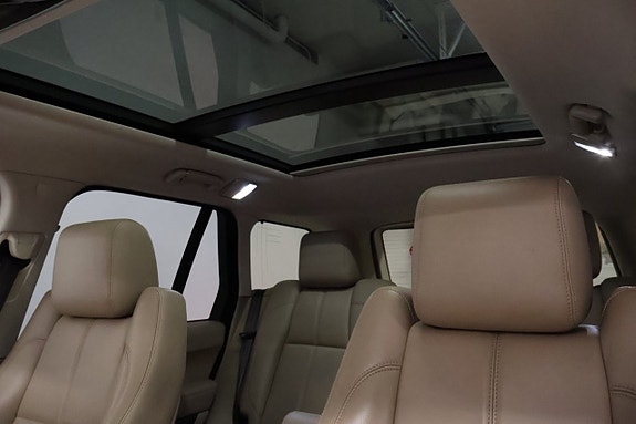 Land Rover Range Rover 12 of 30