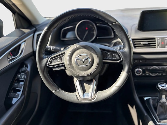 Mazda 3 9 of 13