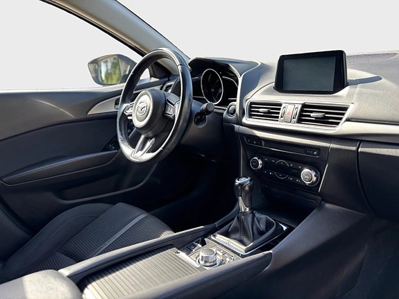 Mazda 3 6 of 13
