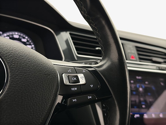 Volkswagen Tiguan 19 of 30