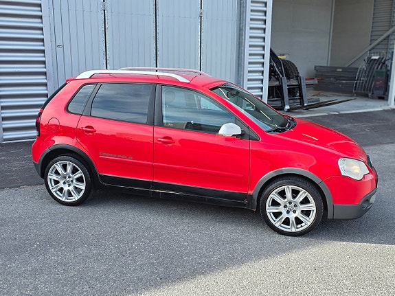 Volkswagen Polo Cross 2 of 7