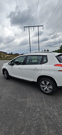 Peugeot 2008 4 of 13