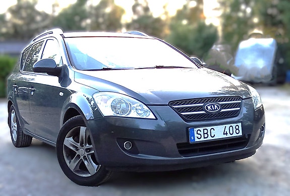 Kia Ceed 2 of 8