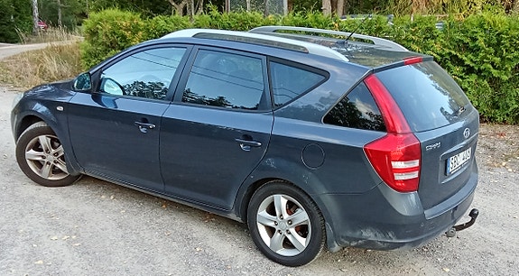 Kia Ceed 3 of 8