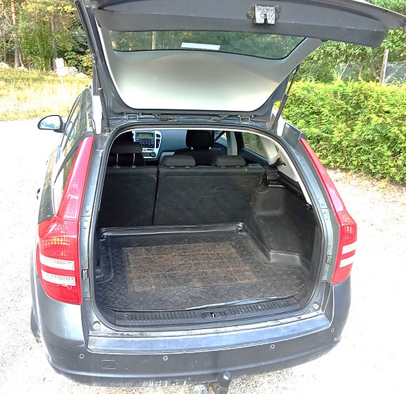 Kia Ceed 4 of 8