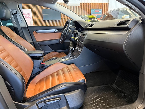 Volkswagen Passat 8 of 20