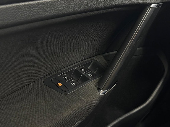Volkswagen Golf I 9 of 23