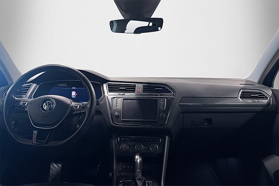Volkswagen Tiguan 7 of 22