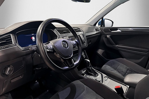 Volkswagen Tiguan 8 of 22