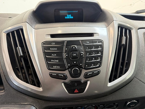 Ford Transit 13 of 23