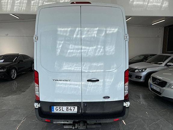 Ford Transit 7 of 23
