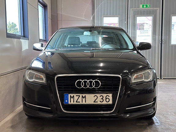 Audi A3 2 of 14