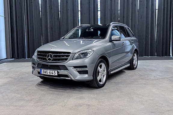 Mercedes-Benz ML250 2 of 18
