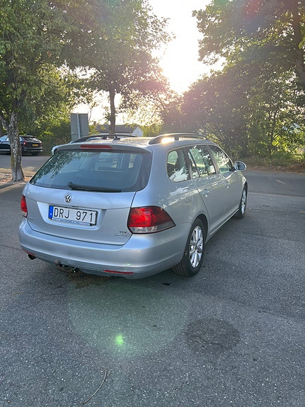 Volkswagen Golf VI 3 of 6