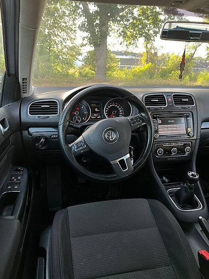 Volkswagen Golf VI 6 of 6