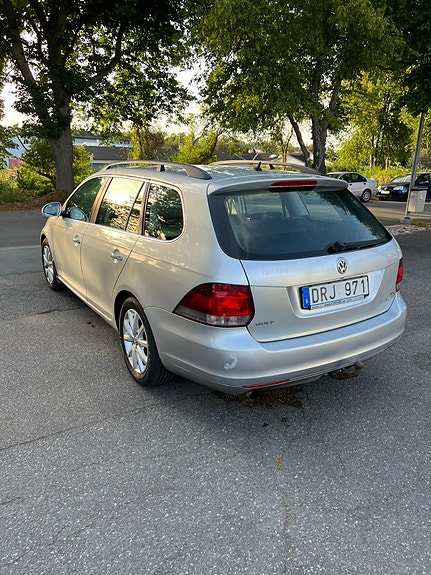 Volkswagen Golf VI 4 of 6