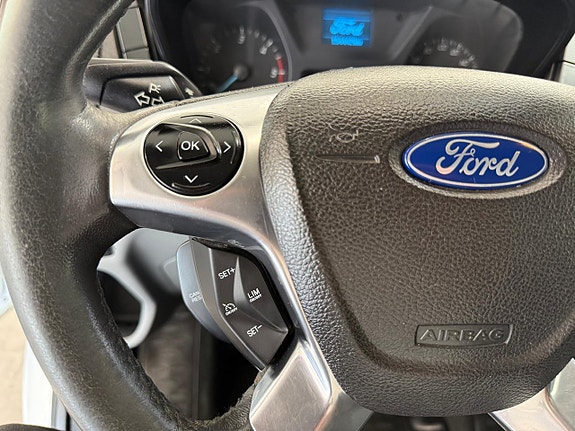 Ford Transit 10 of 23